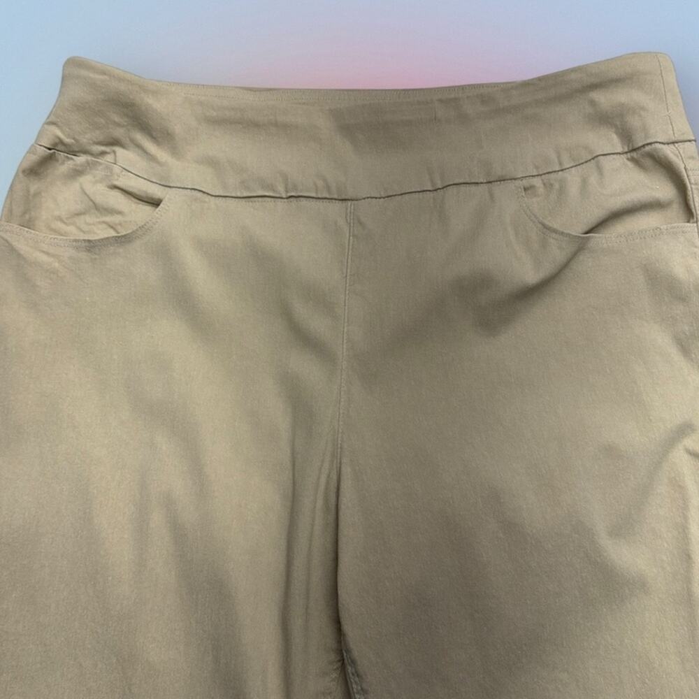 SOFT SURROUNDINGS Women’s Large Pull On Khaki Crop Pants